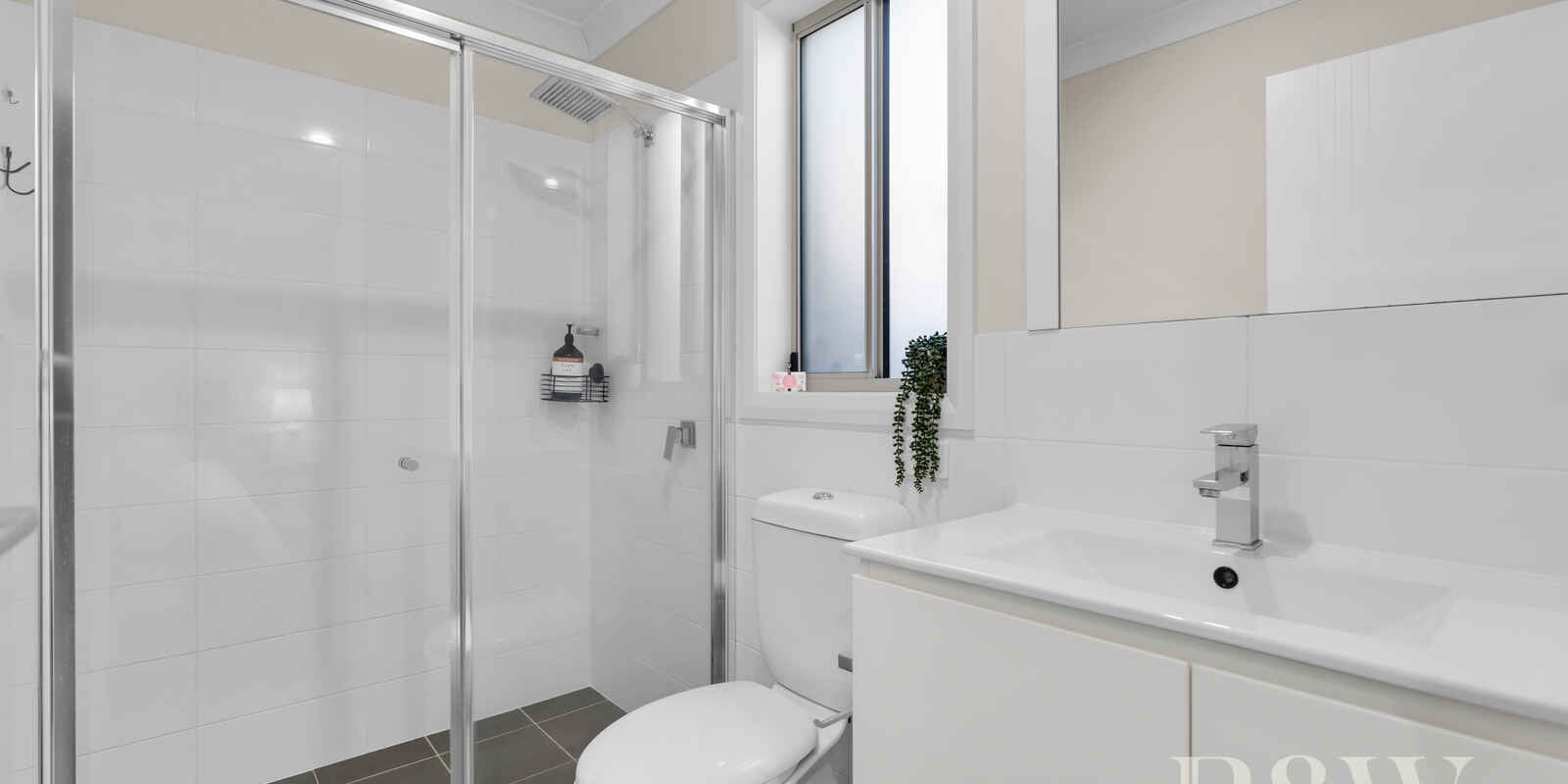 33 Minnamurra Drive Gregory Hills