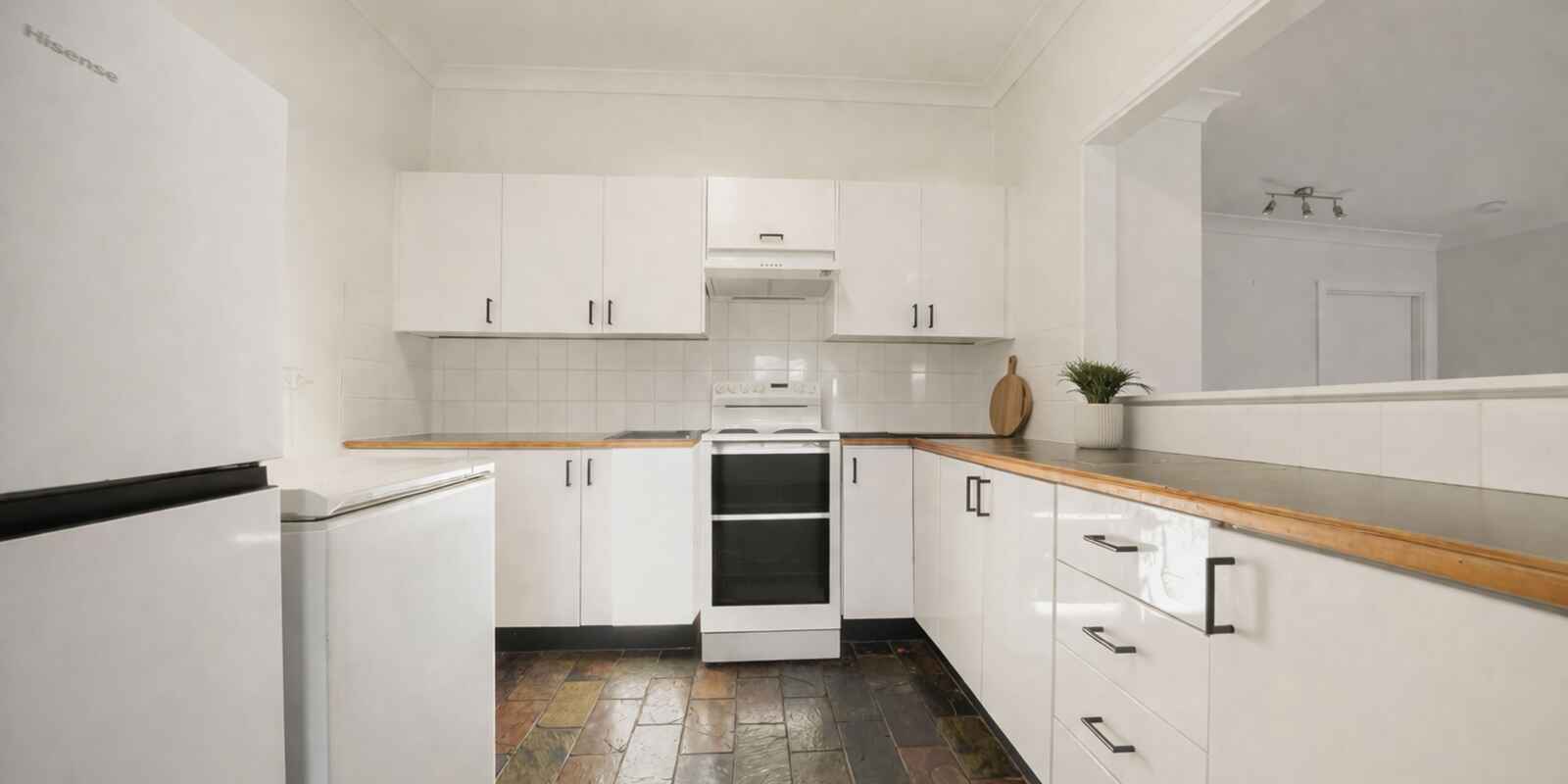 3 LACHLAN PLACE Campbelltown