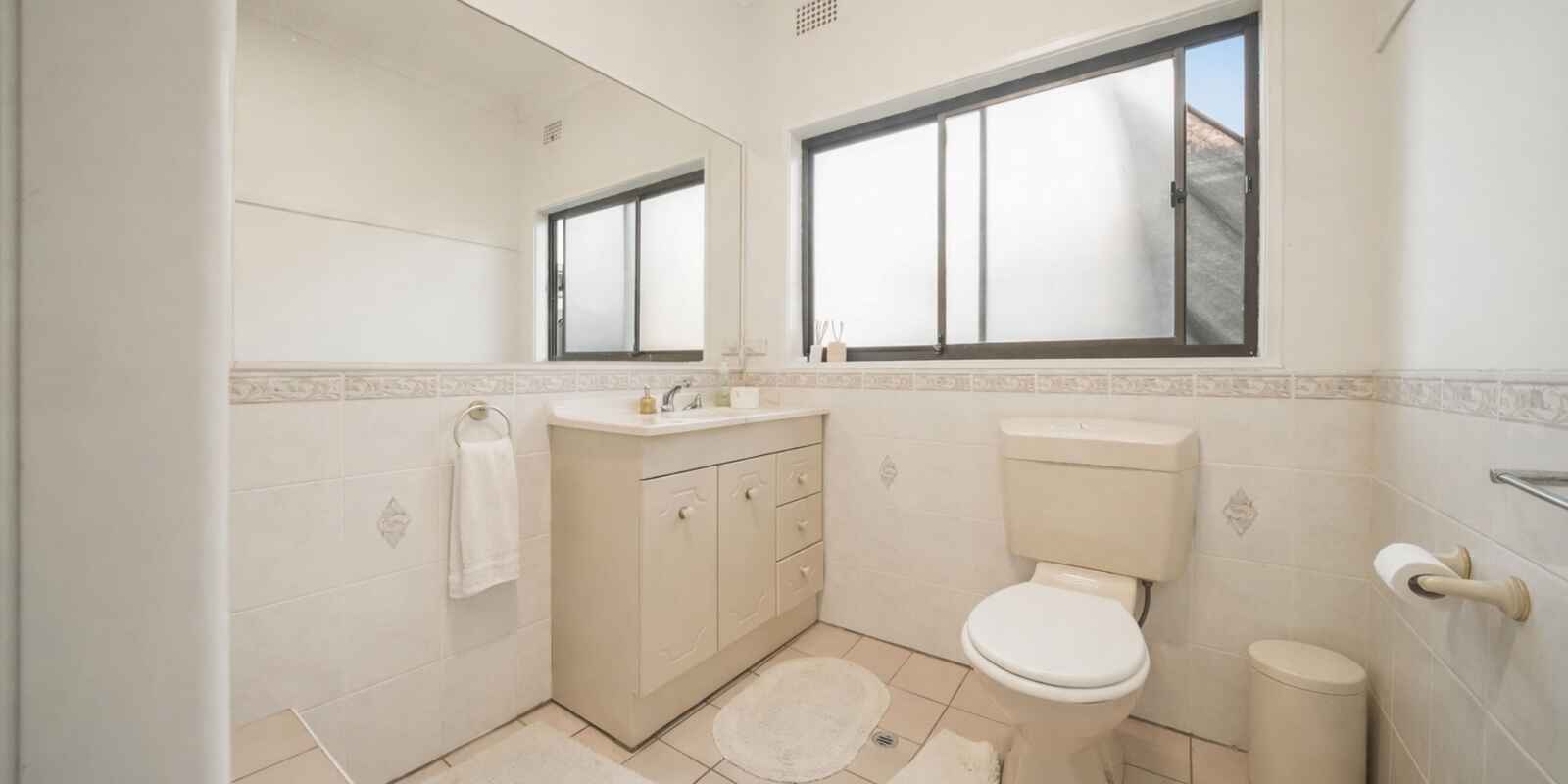 3 LACHLAN PLACE Campbelltown