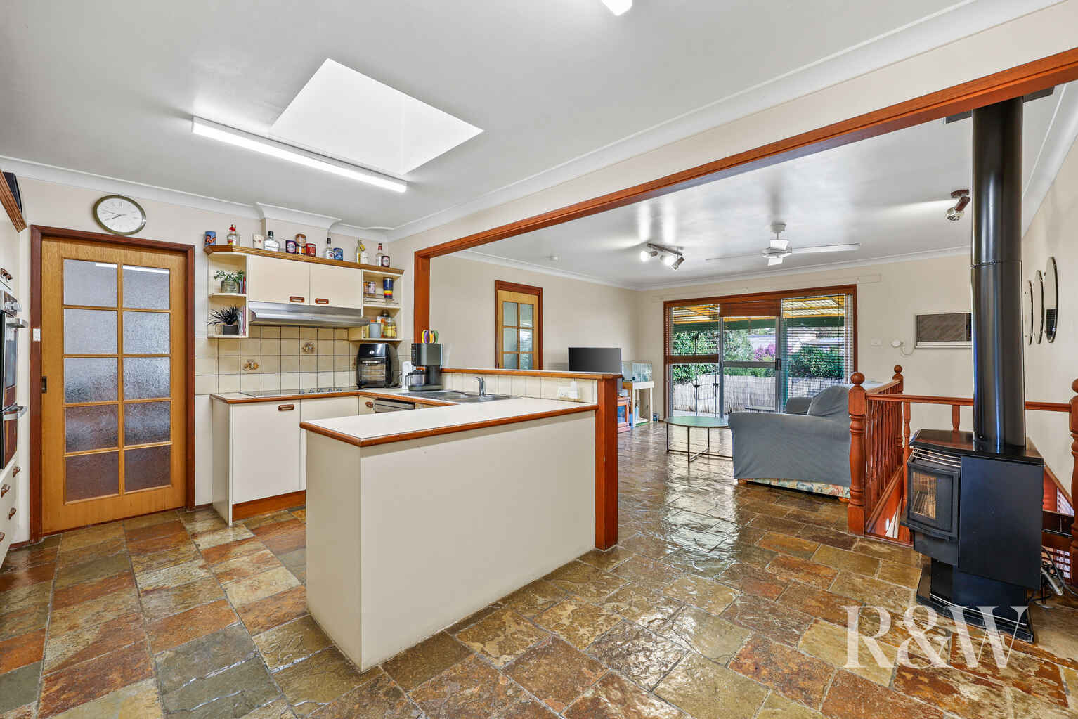 48 ATHEL TREE CRESCENT Bradbury