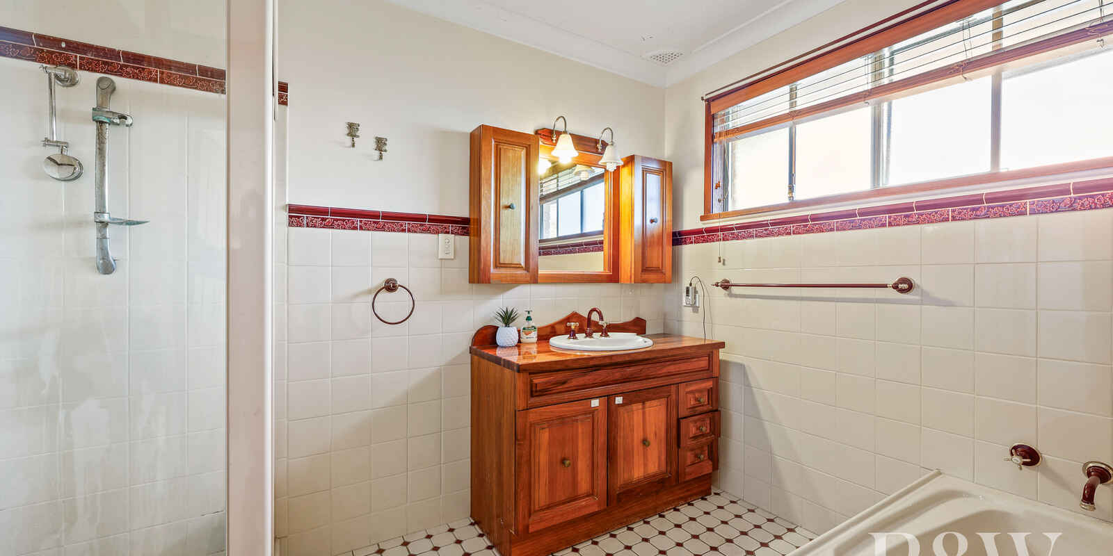 48 ATHEL TREE CRESCENT Bradbury