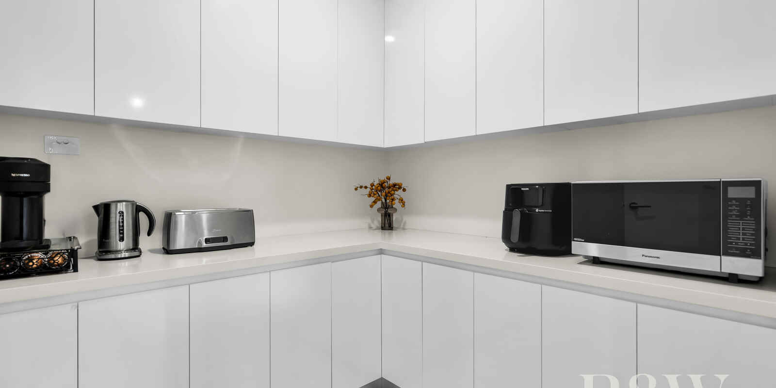 18 GOVERNOR DRIVE Harrington Park