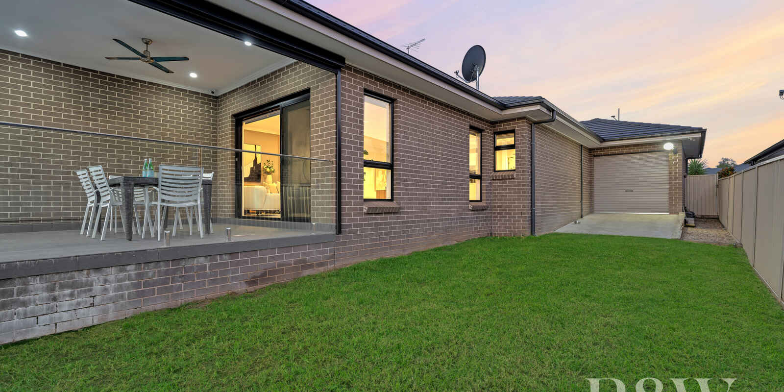 18 GOVERNOR DRIVE Harrington Park