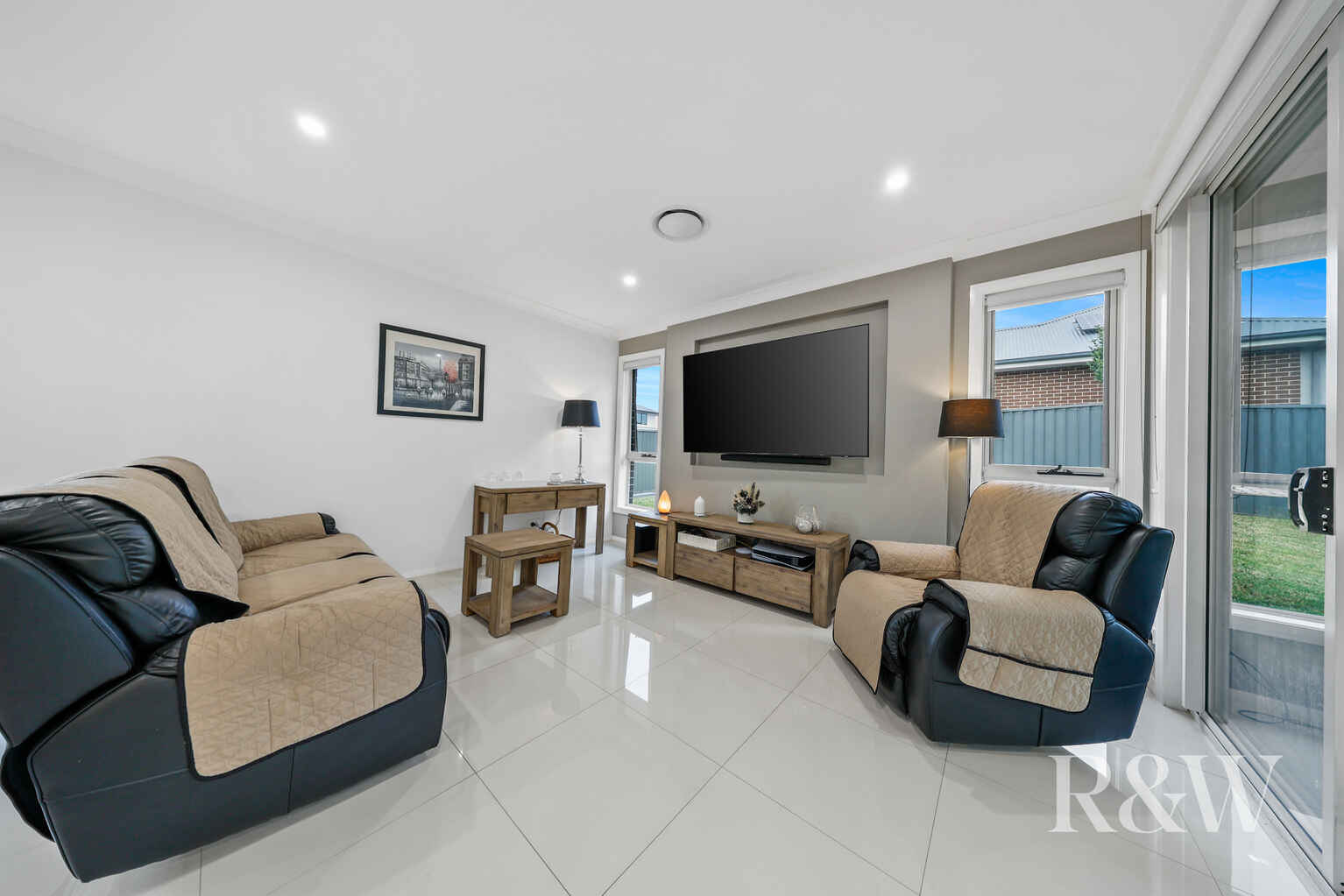 8 ROVER STREET Leppington