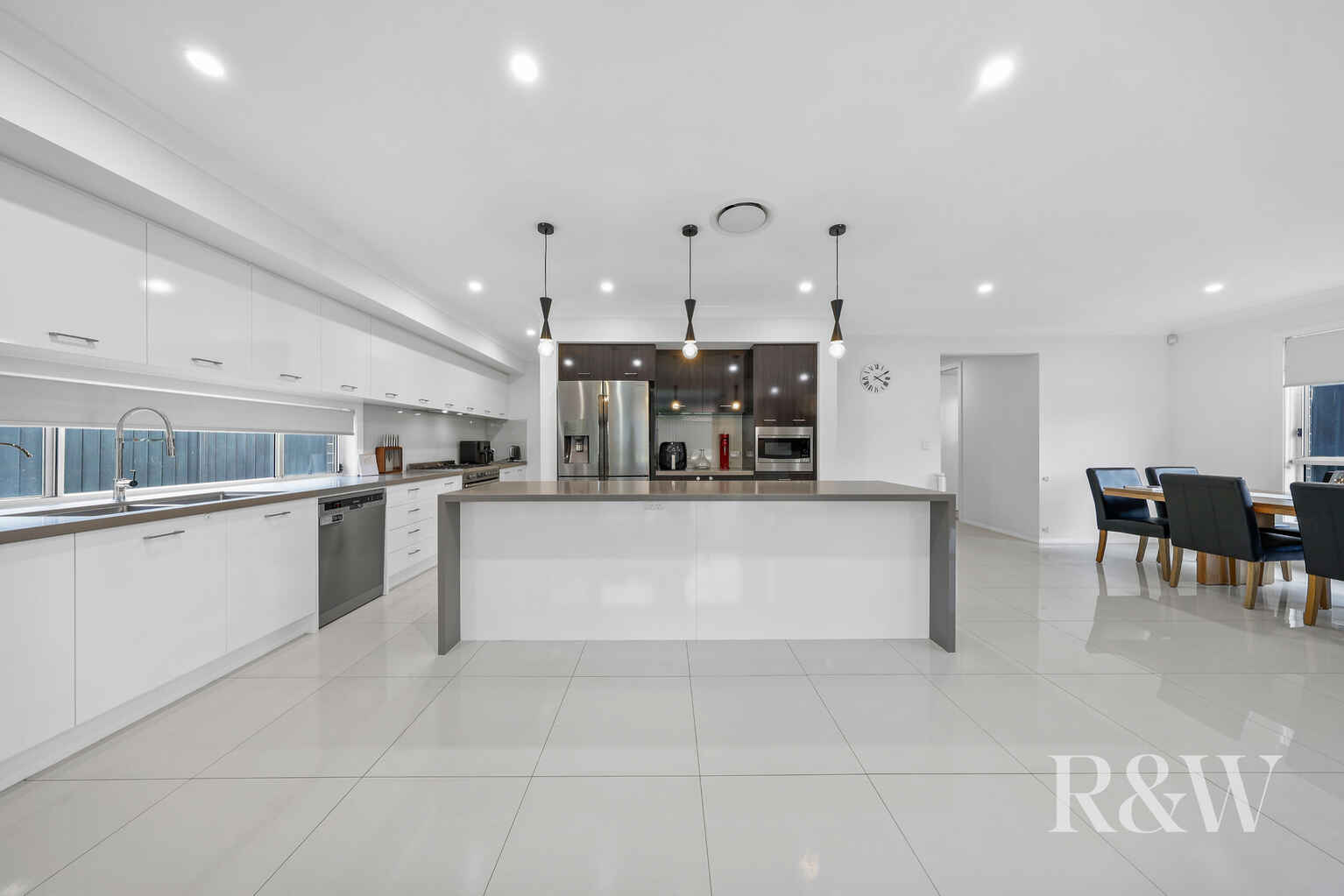 8 ROVER STREET Leppington