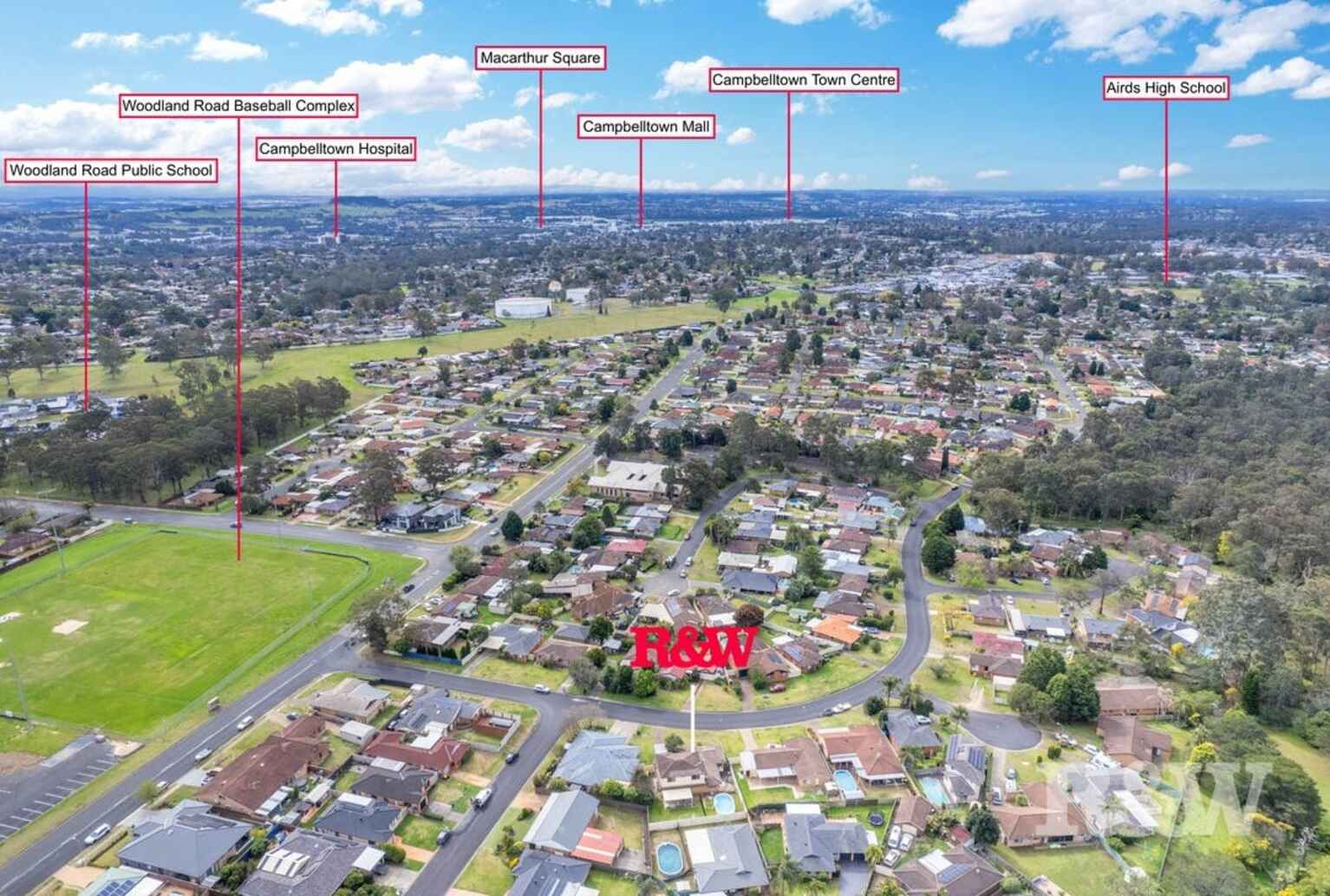 8 Larapinta Crescent St Helens Park