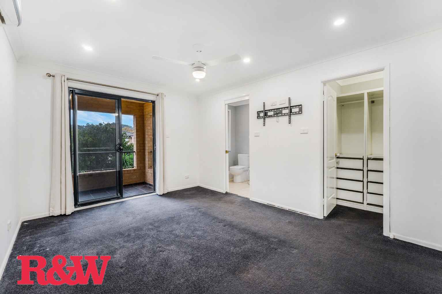 20 Royal George Drive Harrington Park