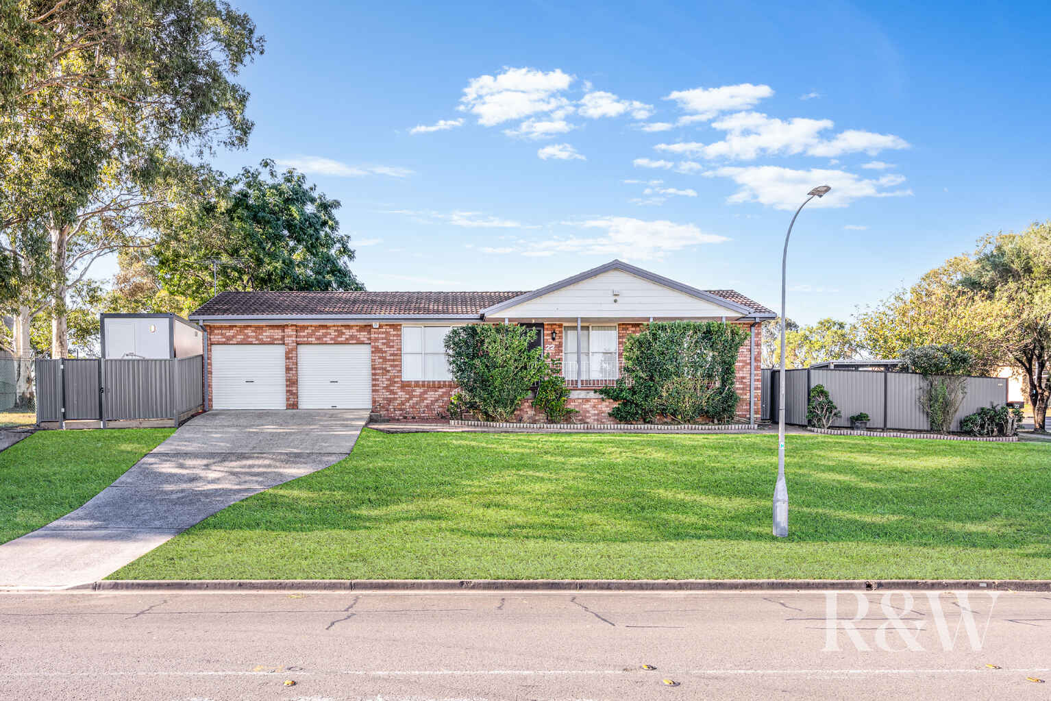22 Lagonda Drive Ingleburn