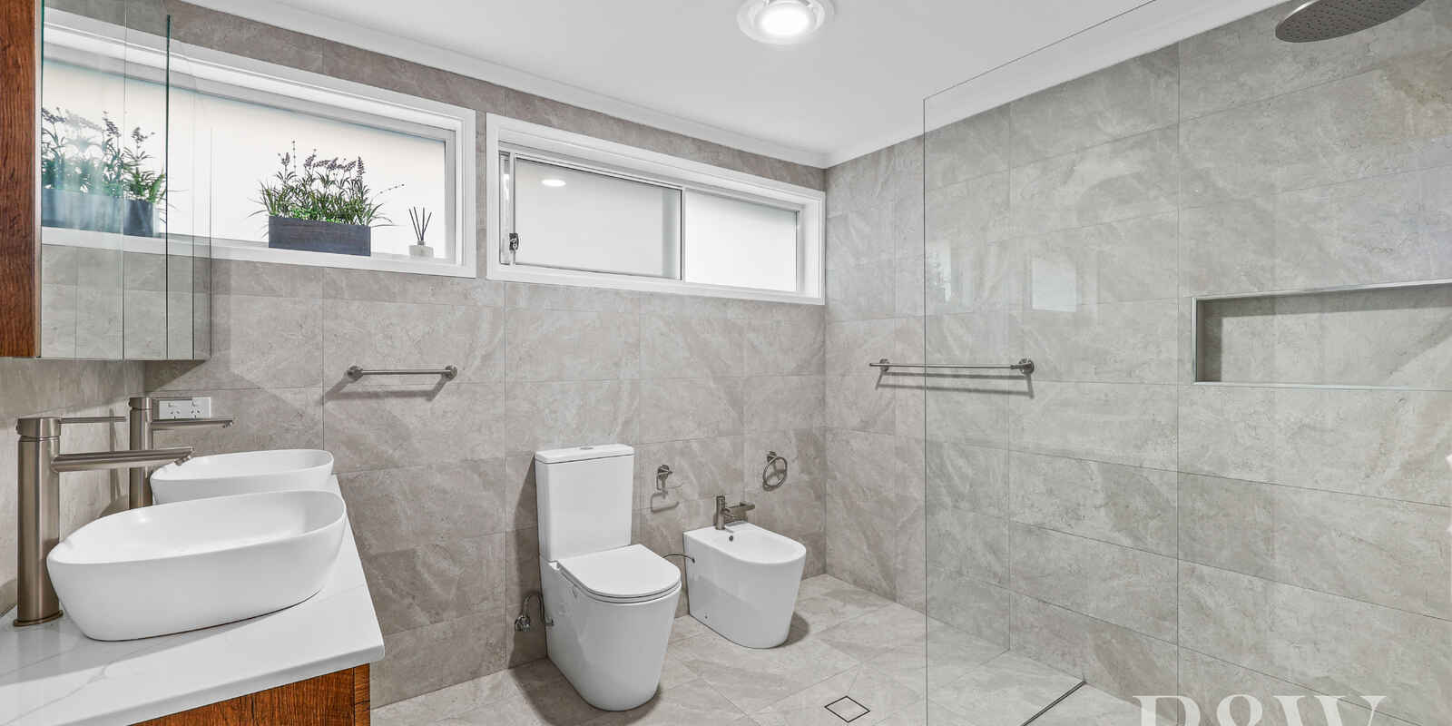3 OMARU CRESCENT Bradbury