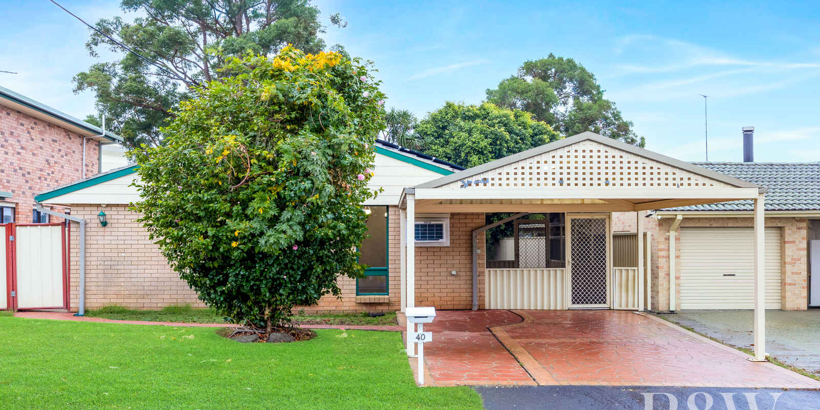 40 COEVON ROAD Buxton