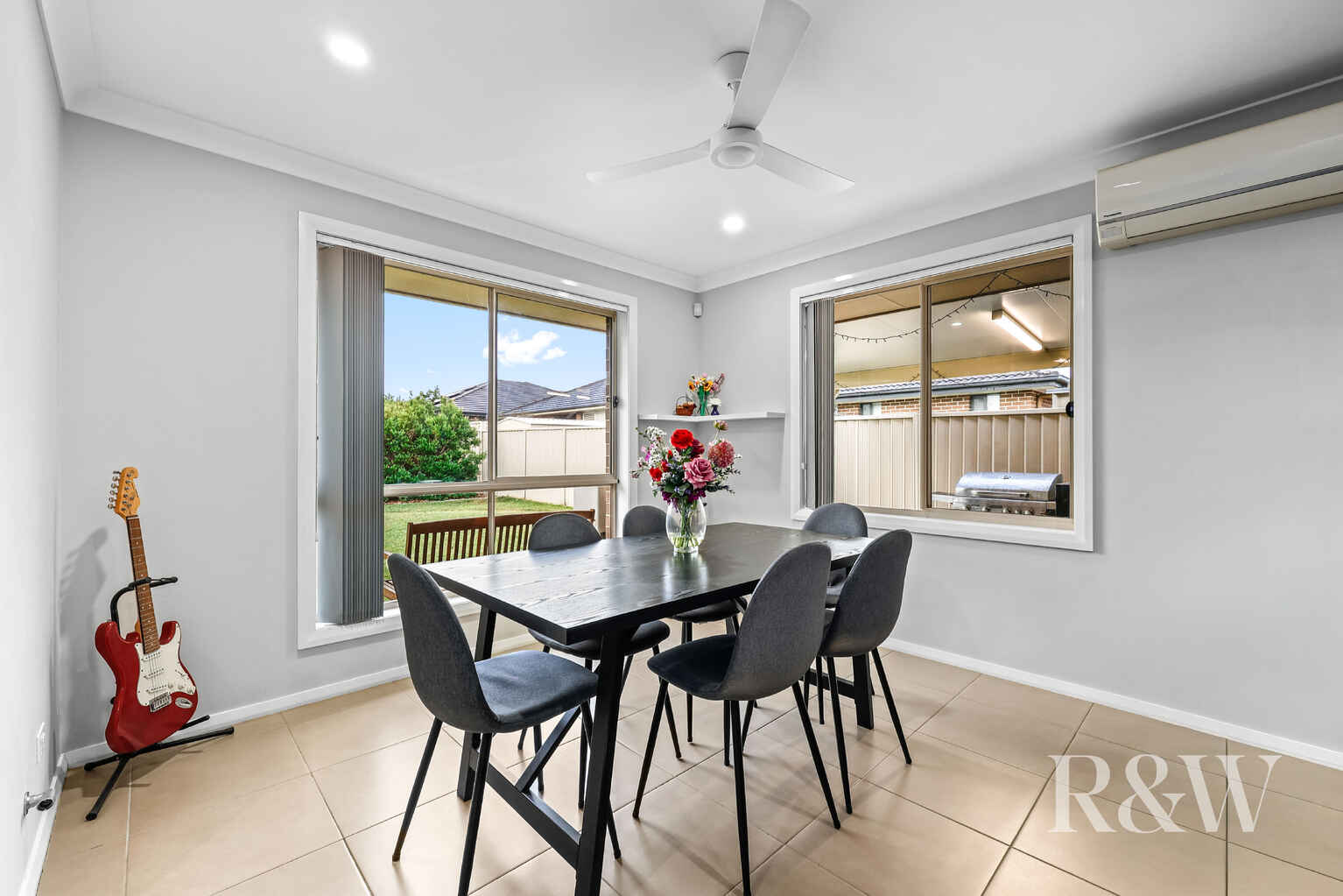 19 BLAIN ROAD Spring Farm