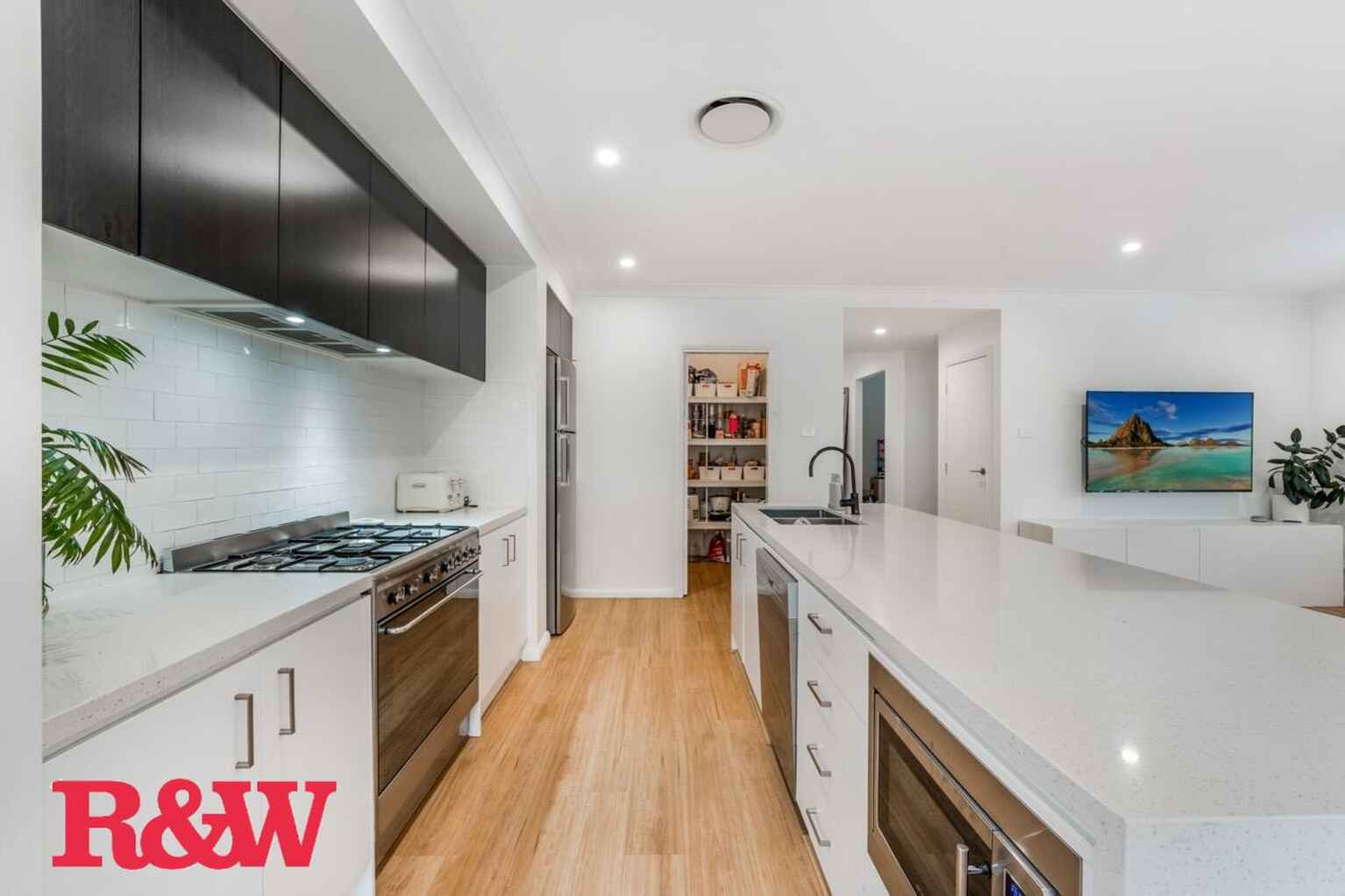 6 Storksbill Avenue Denham Court