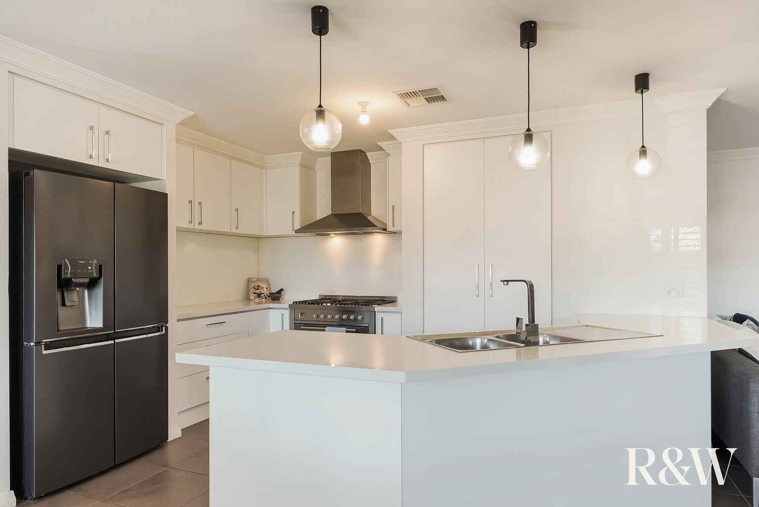 19 KINGFISHER ROAD Appin 19 KINGFISHER ROAD Appin