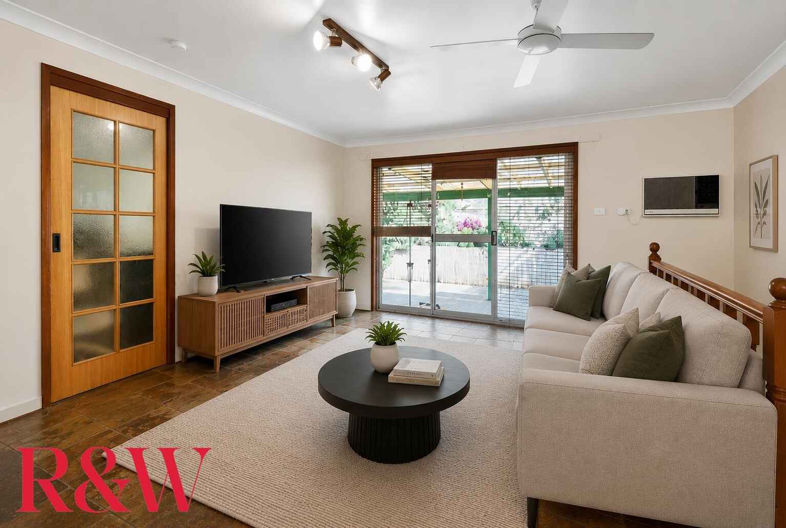 48 Athel Tree Crescent Bradbury