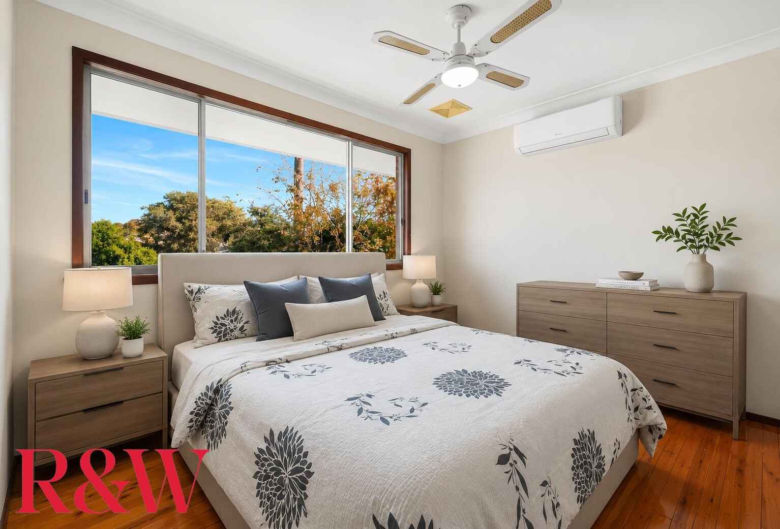 48 Athel Tree Crescent Bradbury