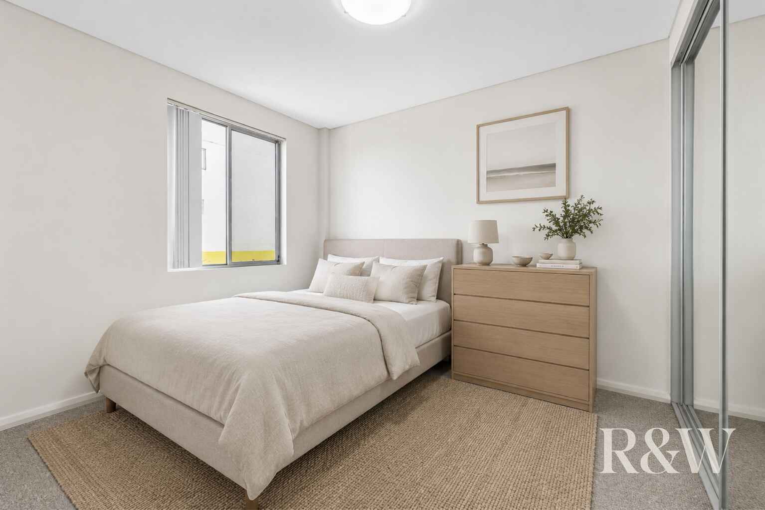 24/2 GEORGE STREET Warwick Farm