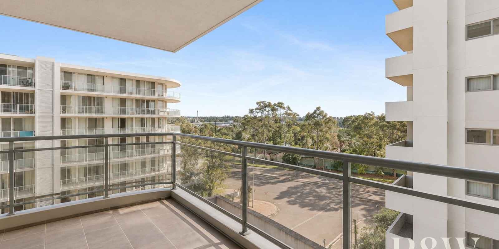 24/2 GEORGE STREET Warwick Farm