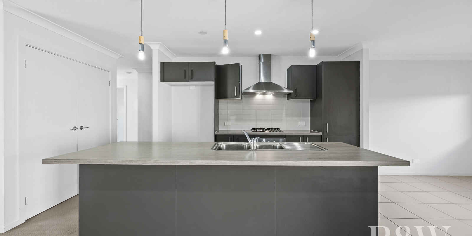 42 AMBROSE STREET Oran Park
