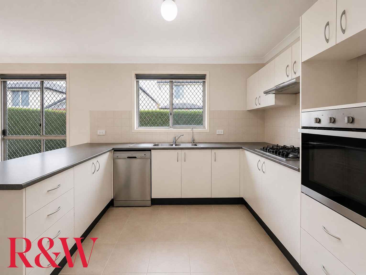 3 Greenwich Walk Campbelltown