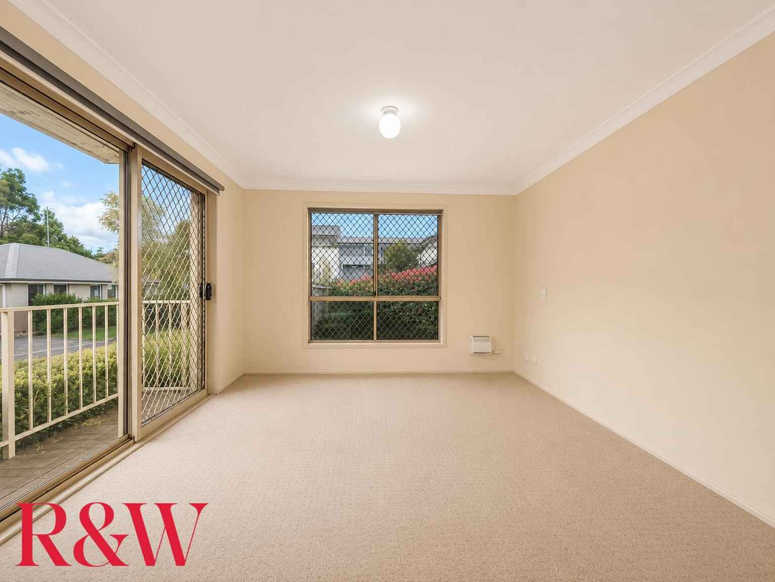 3 Greenwich Walk Campbelltown