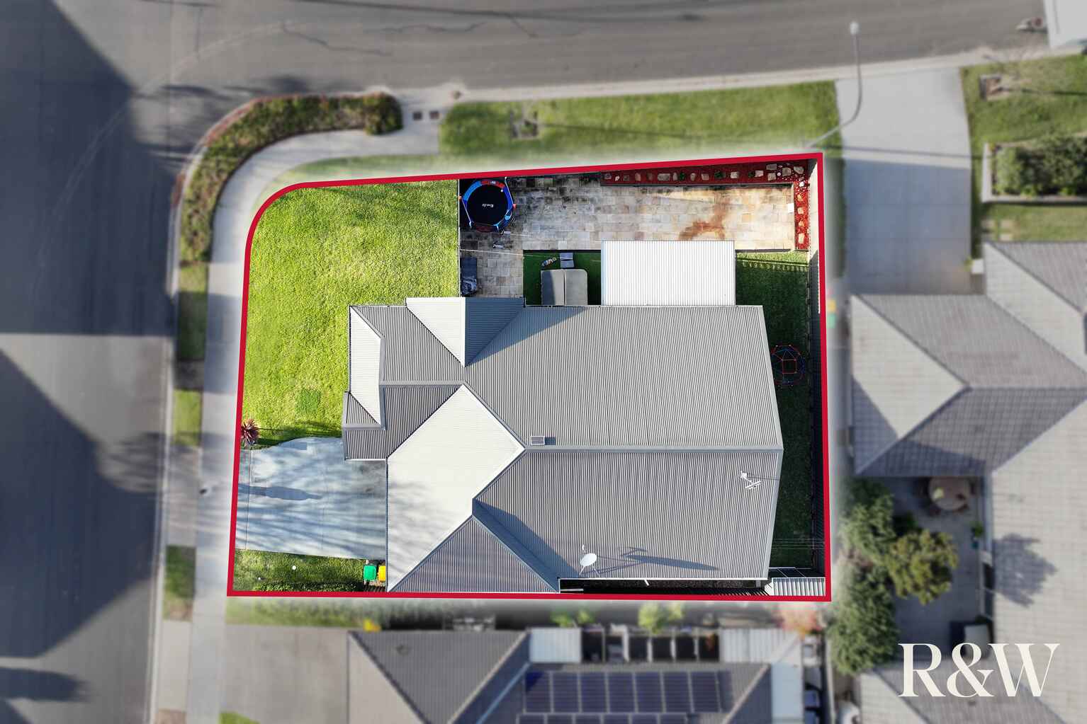 83 HERITAGE DRIVE Appin