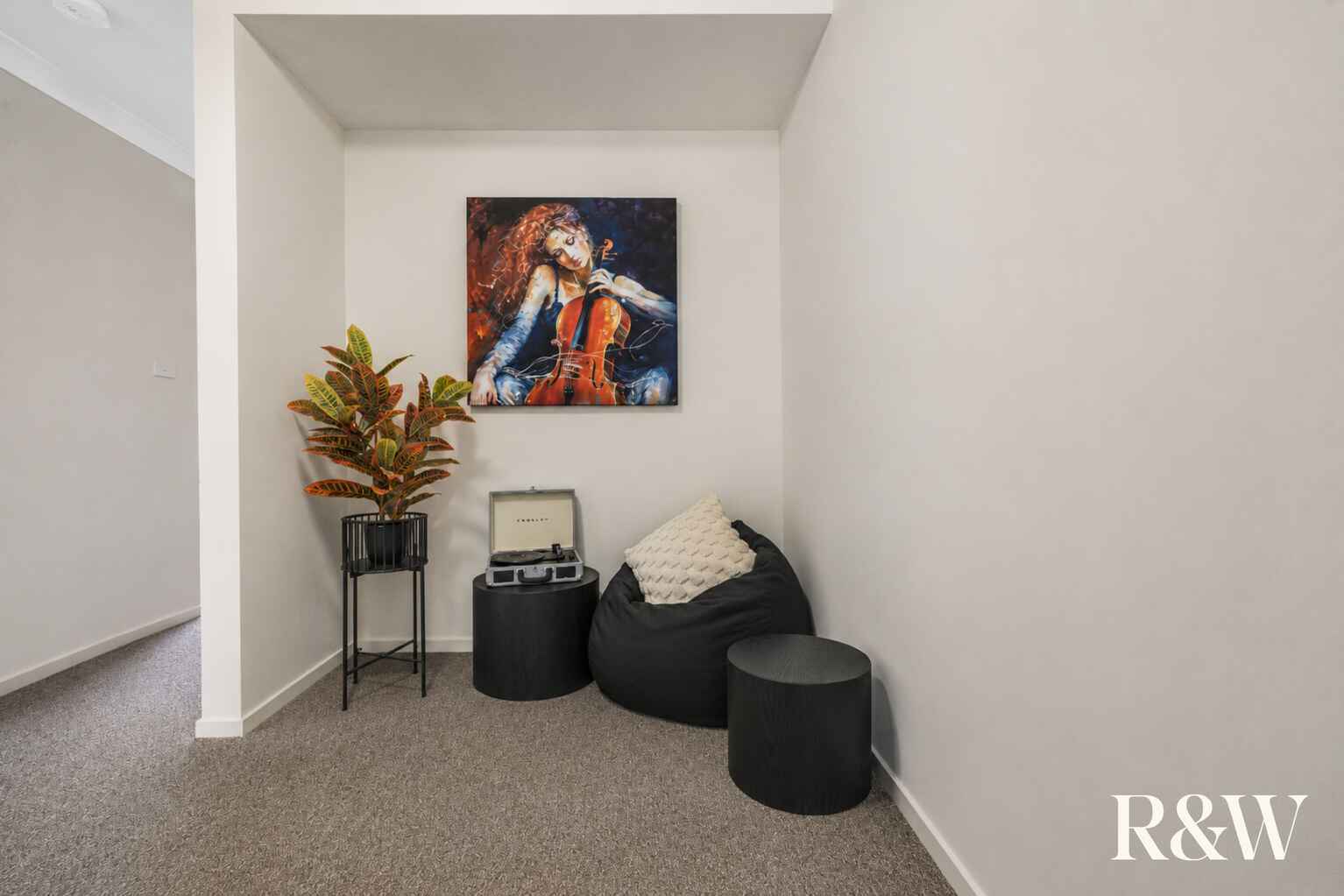 3 HIGHLAND CLOSE Macquarie Links 3 HIGHLAND CLOSE Macquarie Links