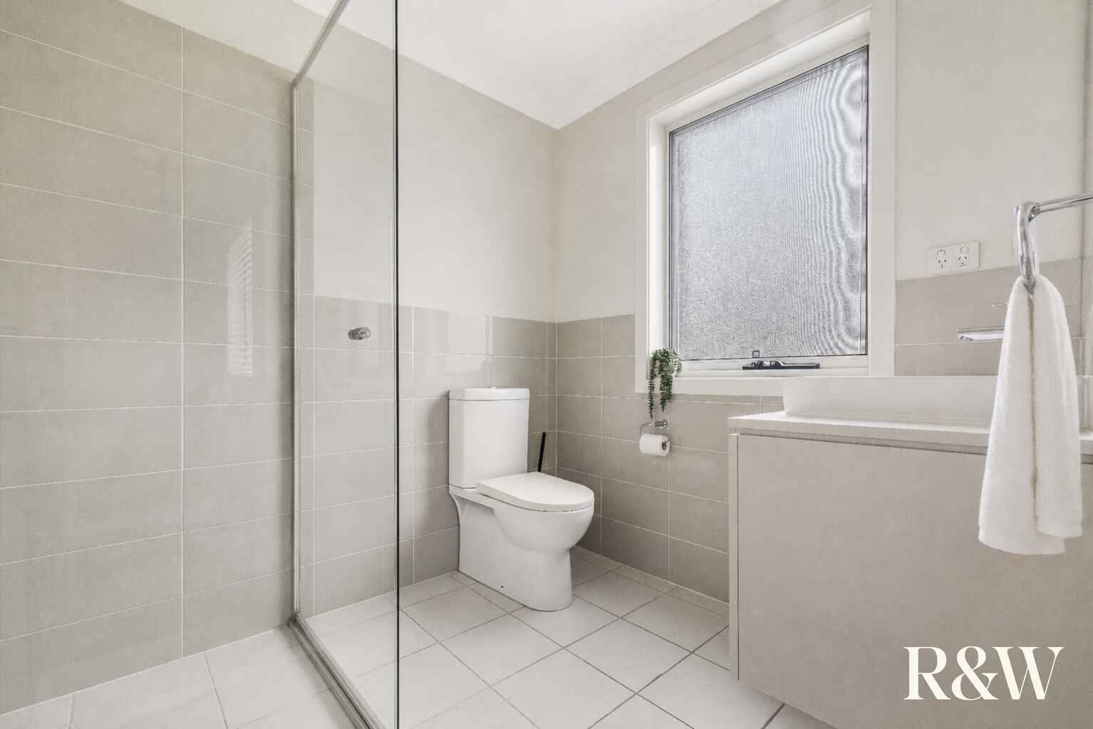 3 HIGHLAND CLOSE Macquarie Links 3 HIGHLAND CLOSE Macquarie Links