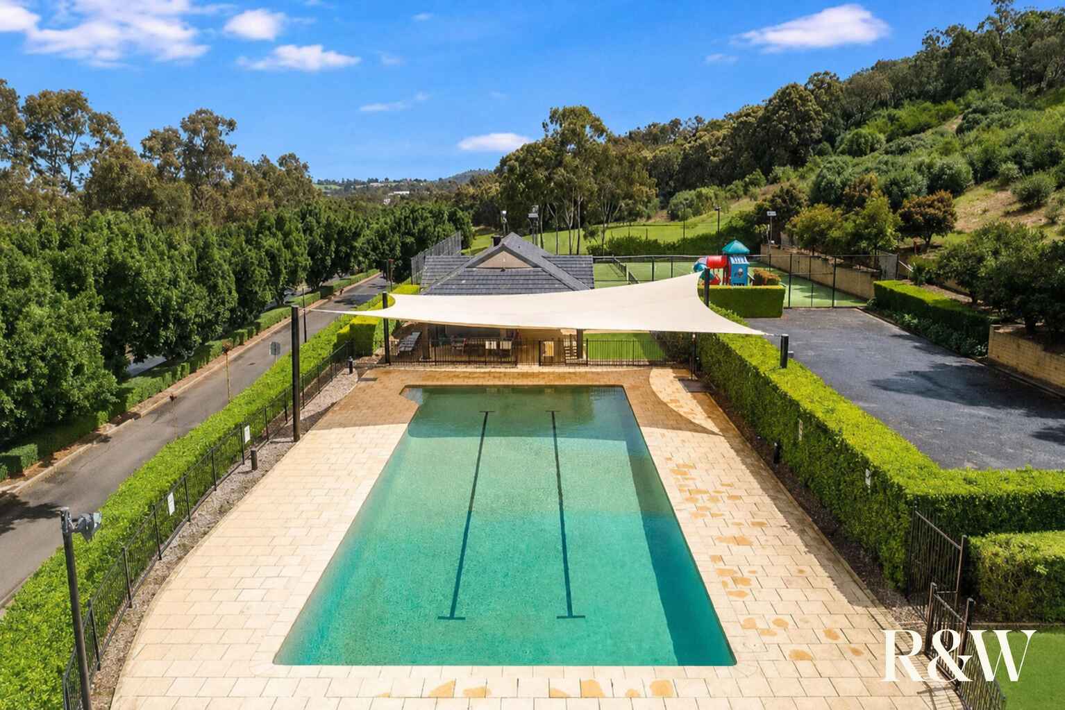 3 HIGHLAND CLOSE Macquarie Links 3 HIGHLAND CLOSE Macquarie Links