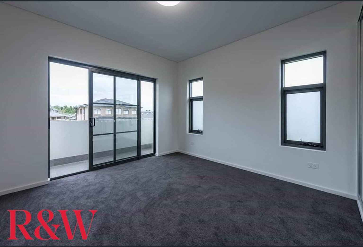 6A Lunar Place Campbelltown