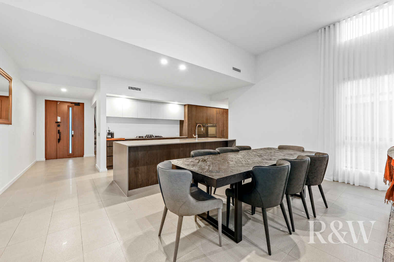 9 Hewitson Court Gledswood Hills