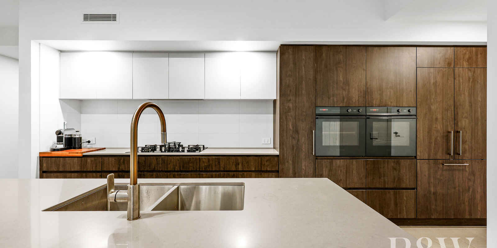 9 Hewitson Court Gledswood Hills