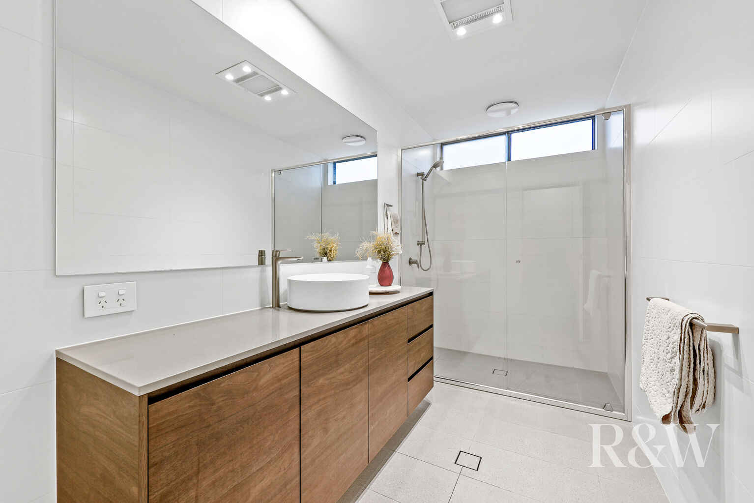9 Hewitson Court Gledswood Hills