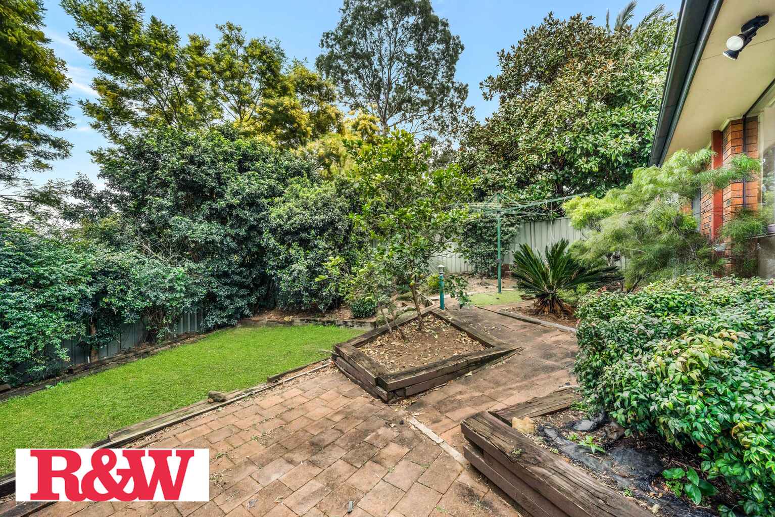 15 Salter Ave Minto