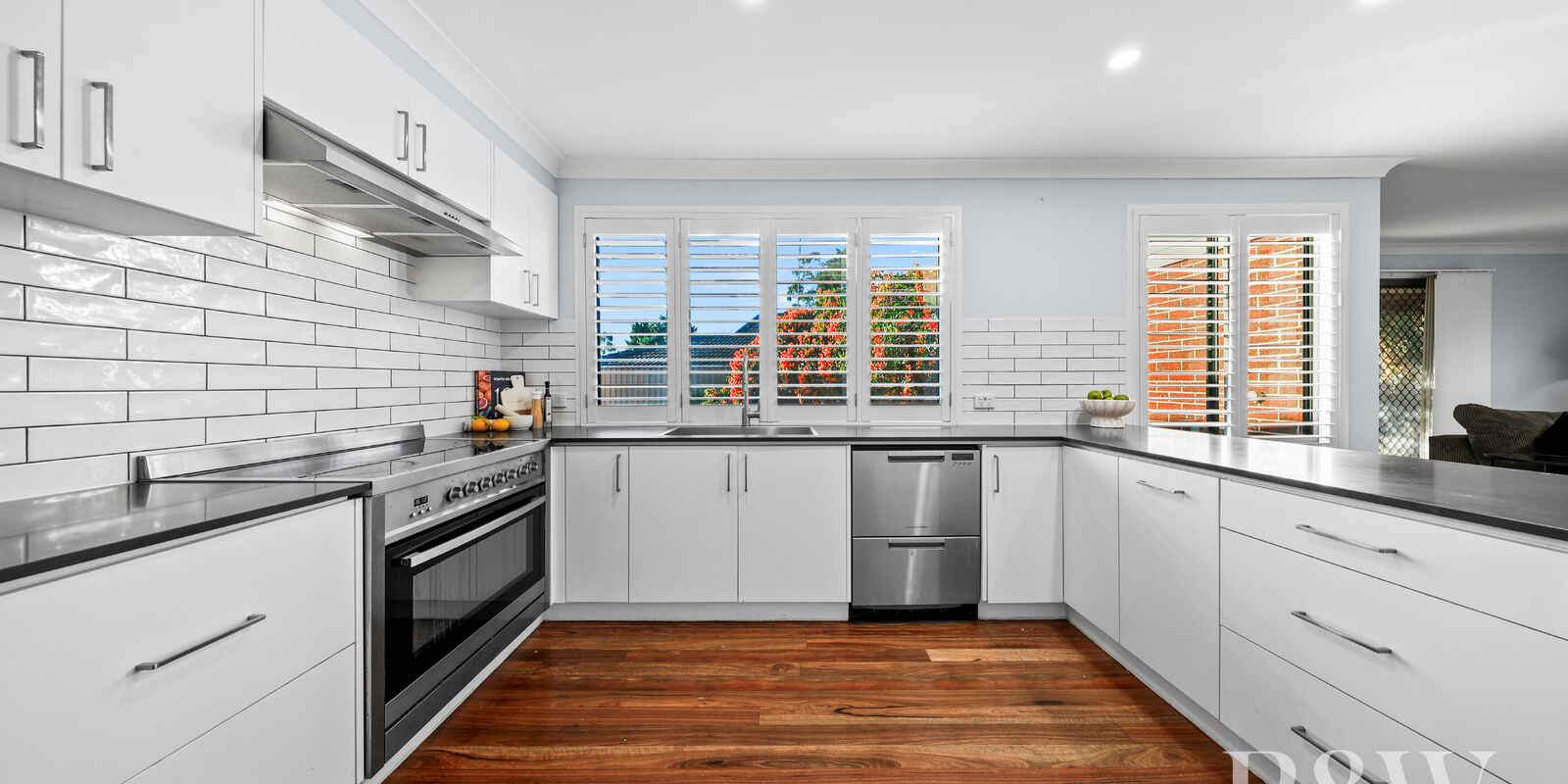 7 GEORGE CALEY PLACE Mount Annan