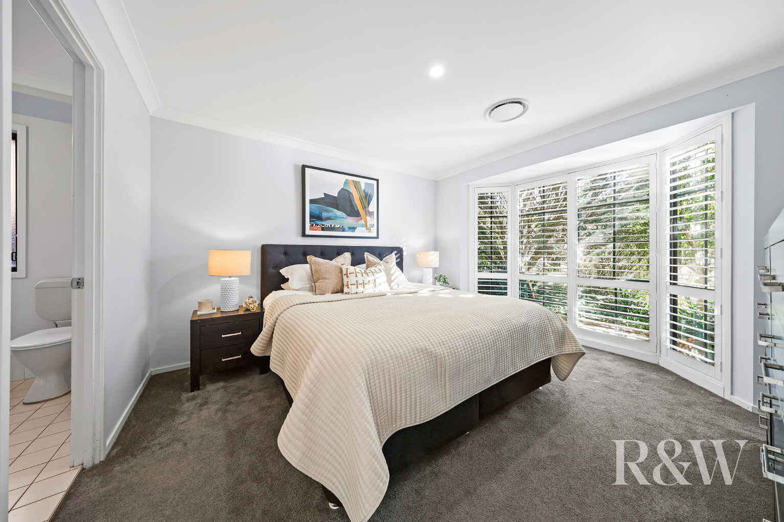 7 GEORGE CALEY PLACE Mount Annan