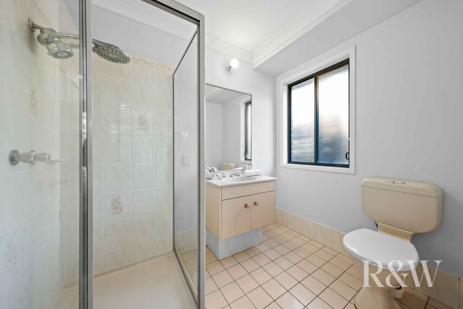 7 GEORGE CALEY PLACE Mount Annan