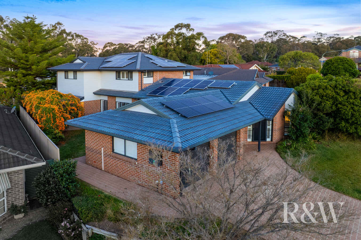 7 GEORGE CALEY PLACE Mount Annan
