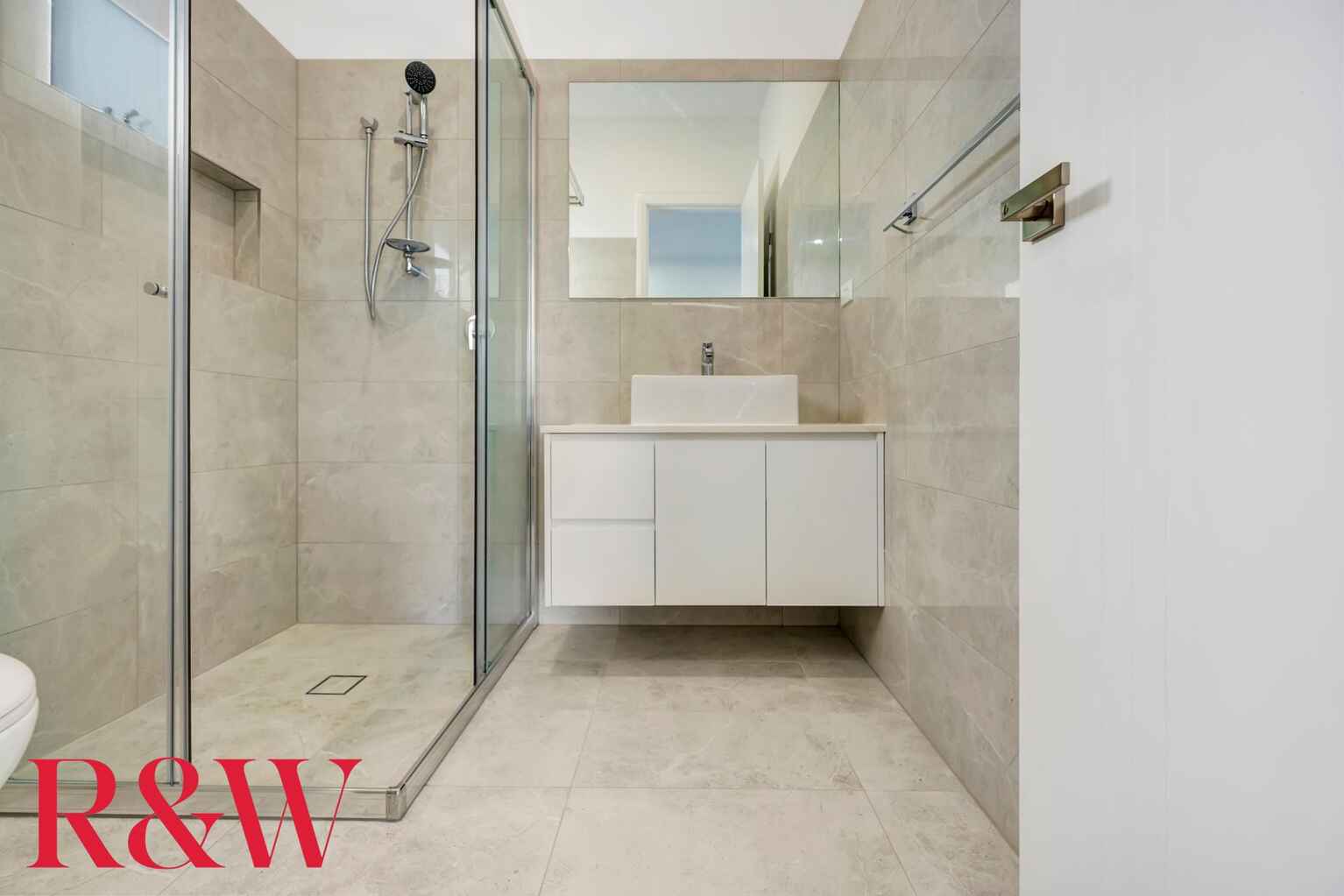 13 Dunstan Drive Bradbury