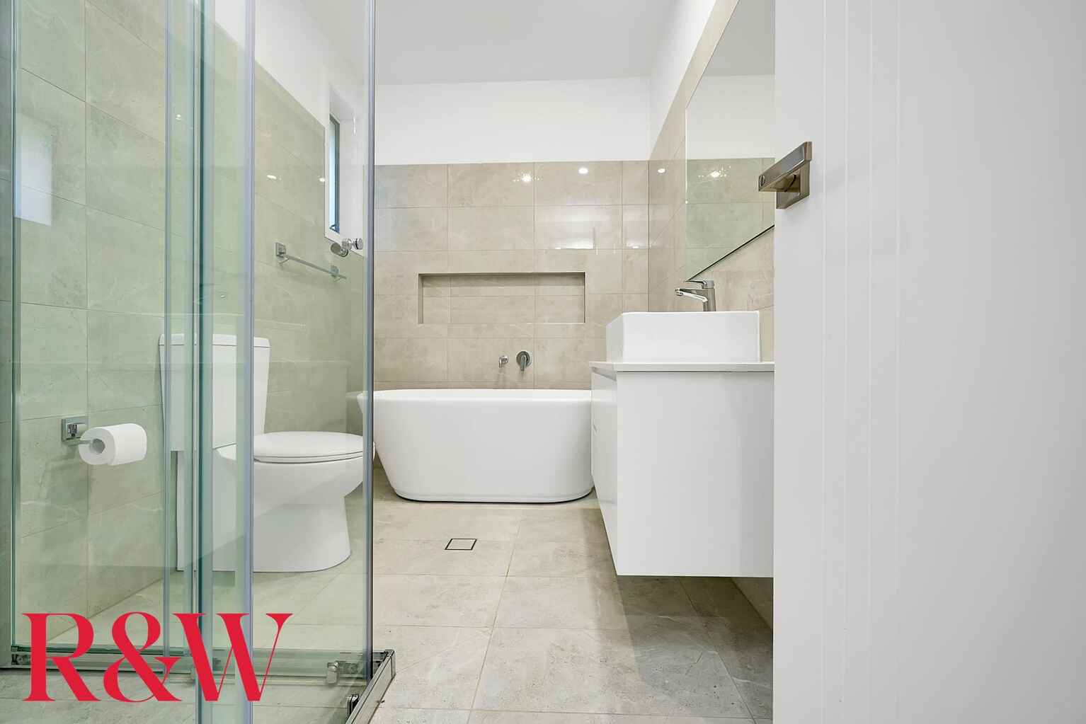 13 Dunstan Drive Bradbury