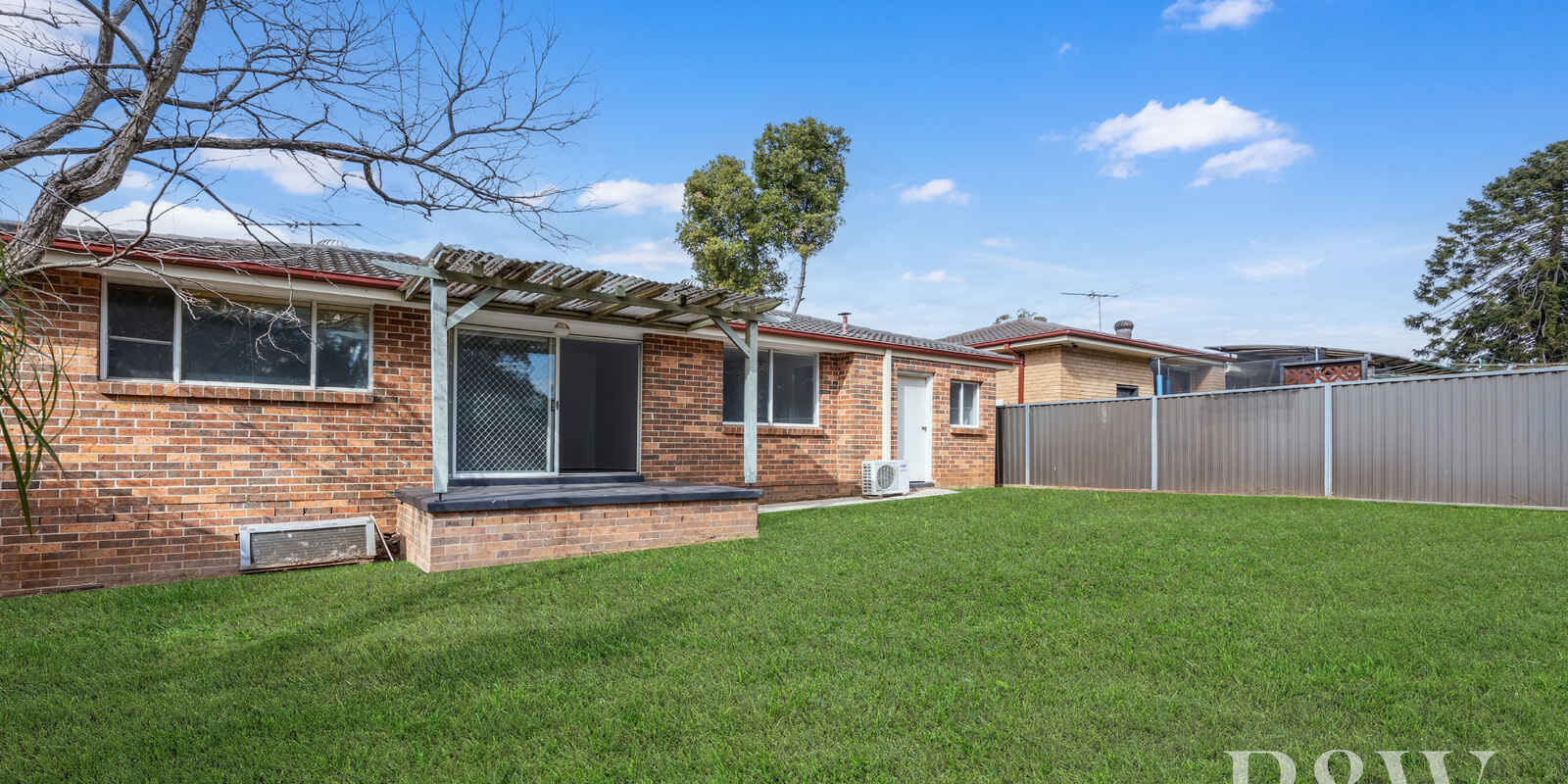 13/23 GERTRUDE ROAD Ingleburn 13/23 GERTRUDE ROAD Ingleburn