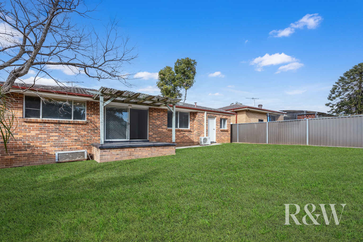 13/23 GERTRUDE ROAD Ingleburn 13/23 GERTRUDE ROAD Ingleburn