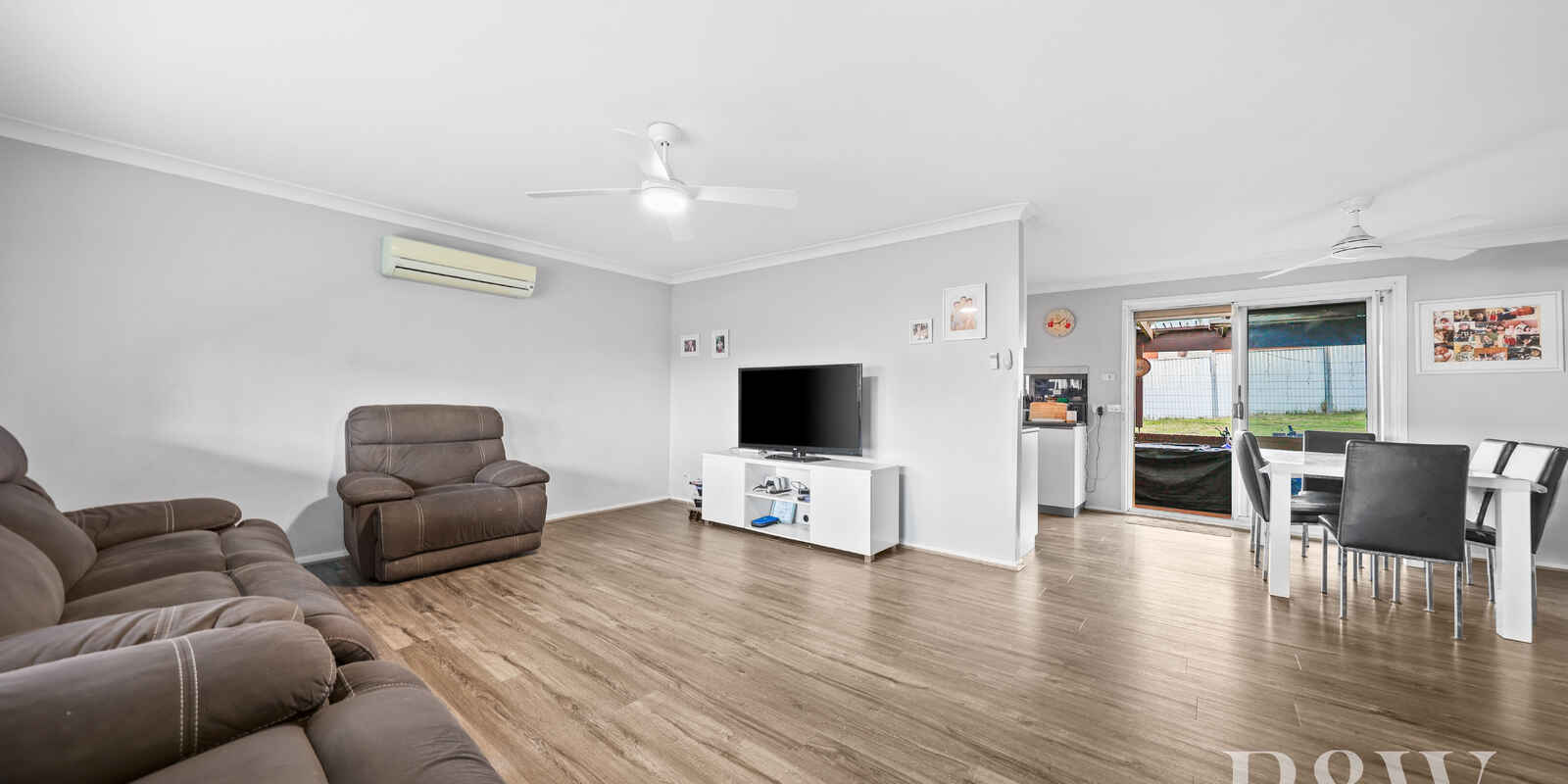 4 BRIERLEY PLACE Eagle Vale