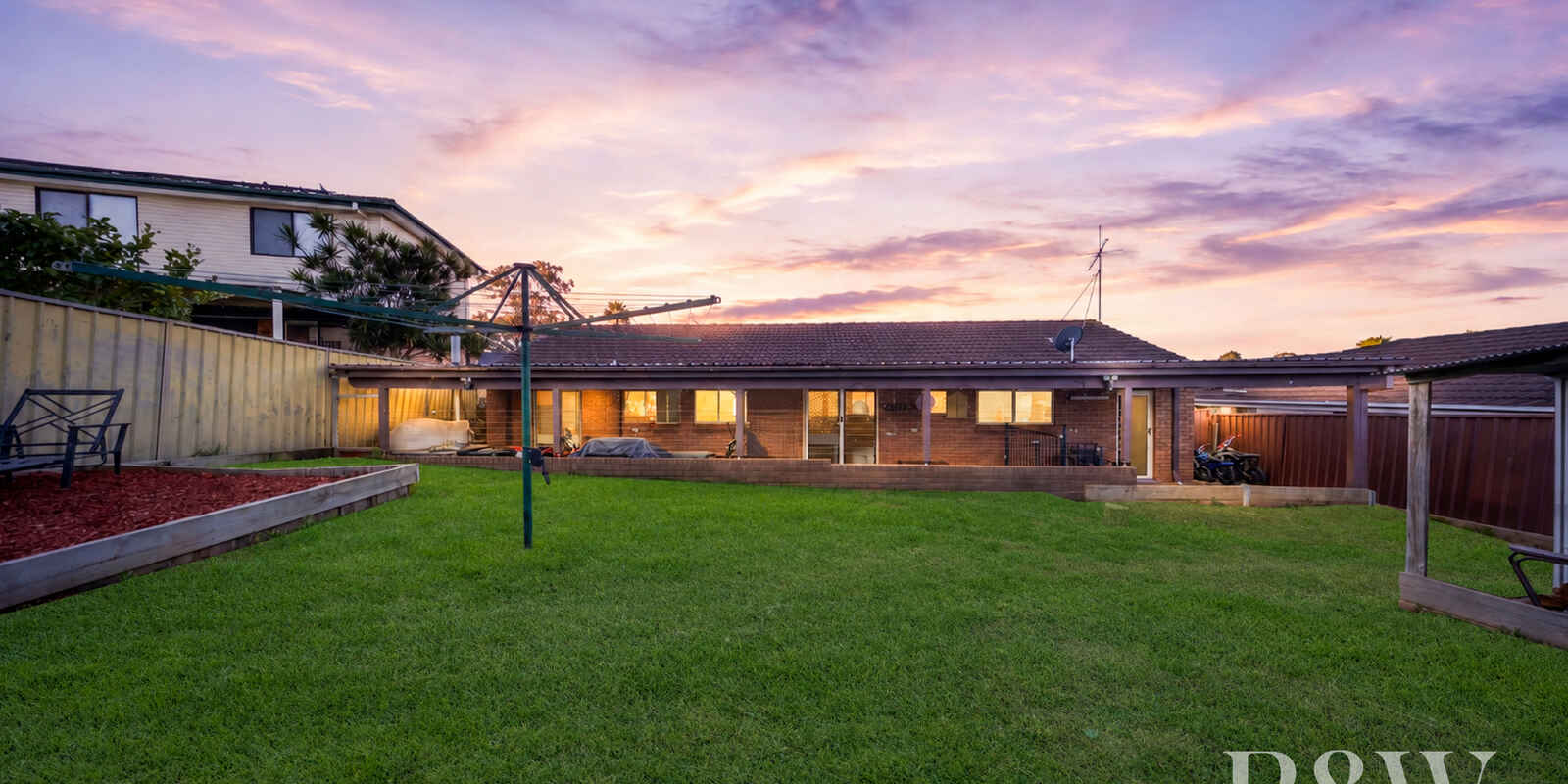 4 BRIERLEY PLACE Eagle Vale