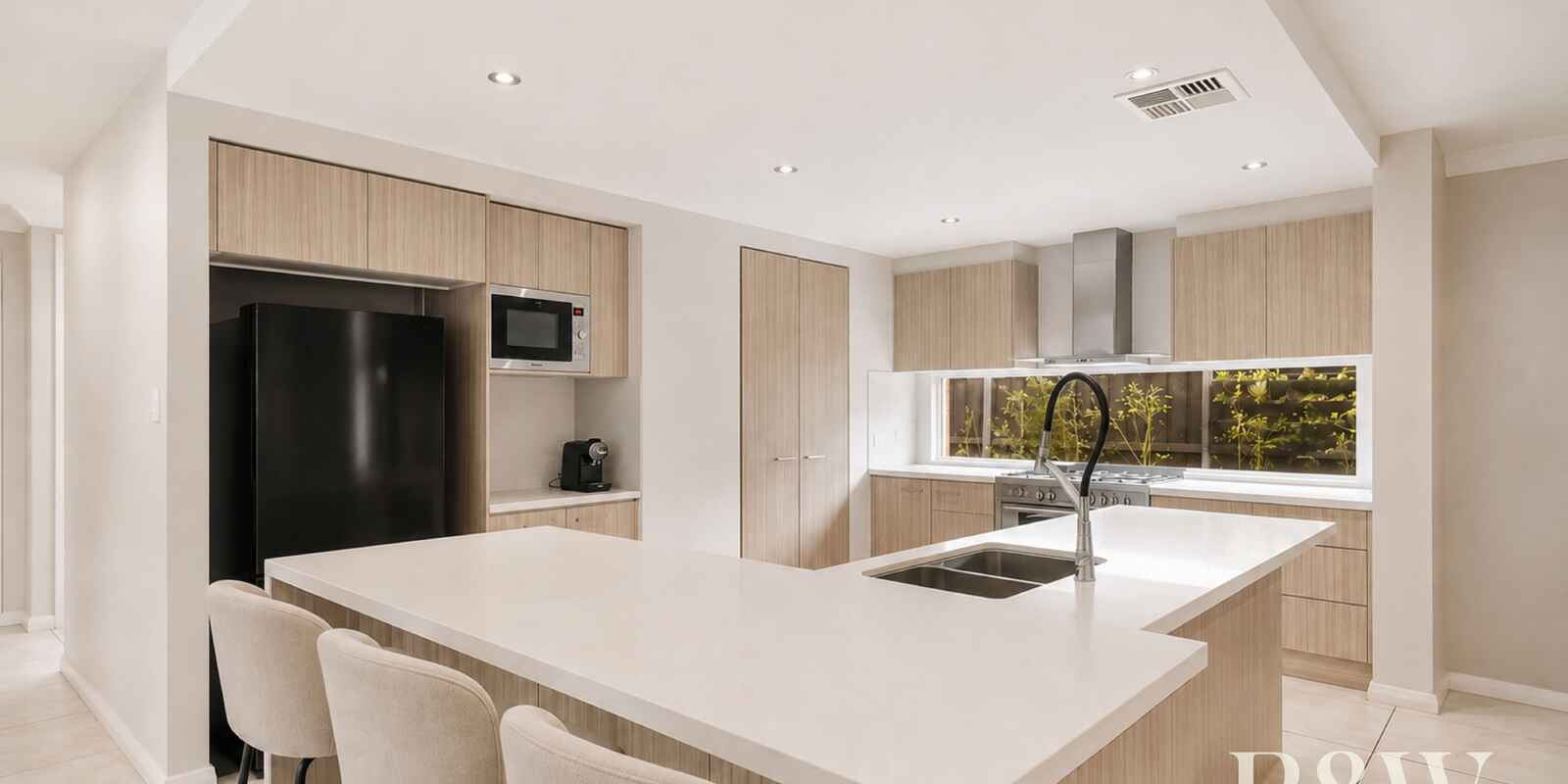 6 DROMEDARY PLACE Macquarie Links