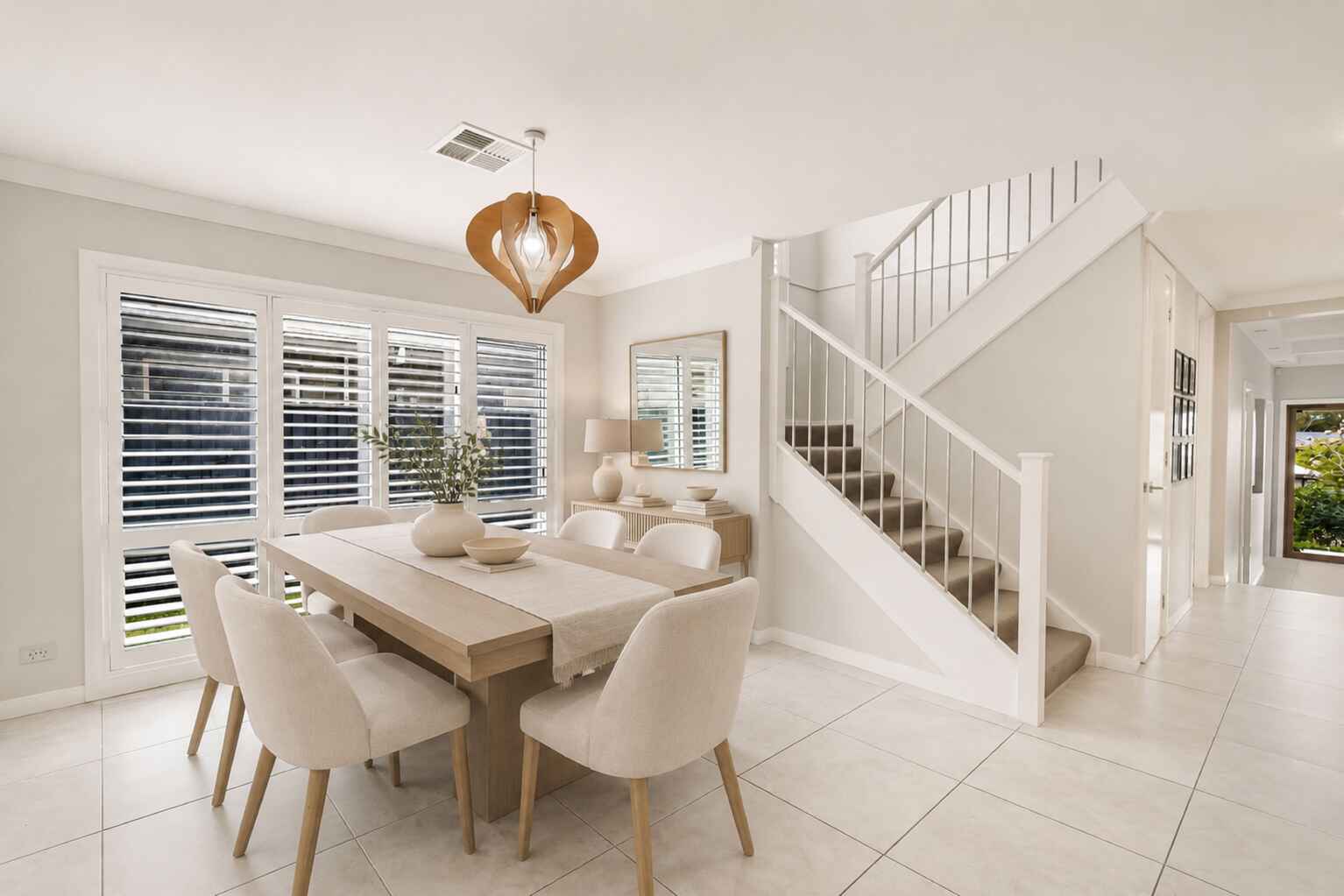 6 DROMEDARY PLACE Macquarie Links