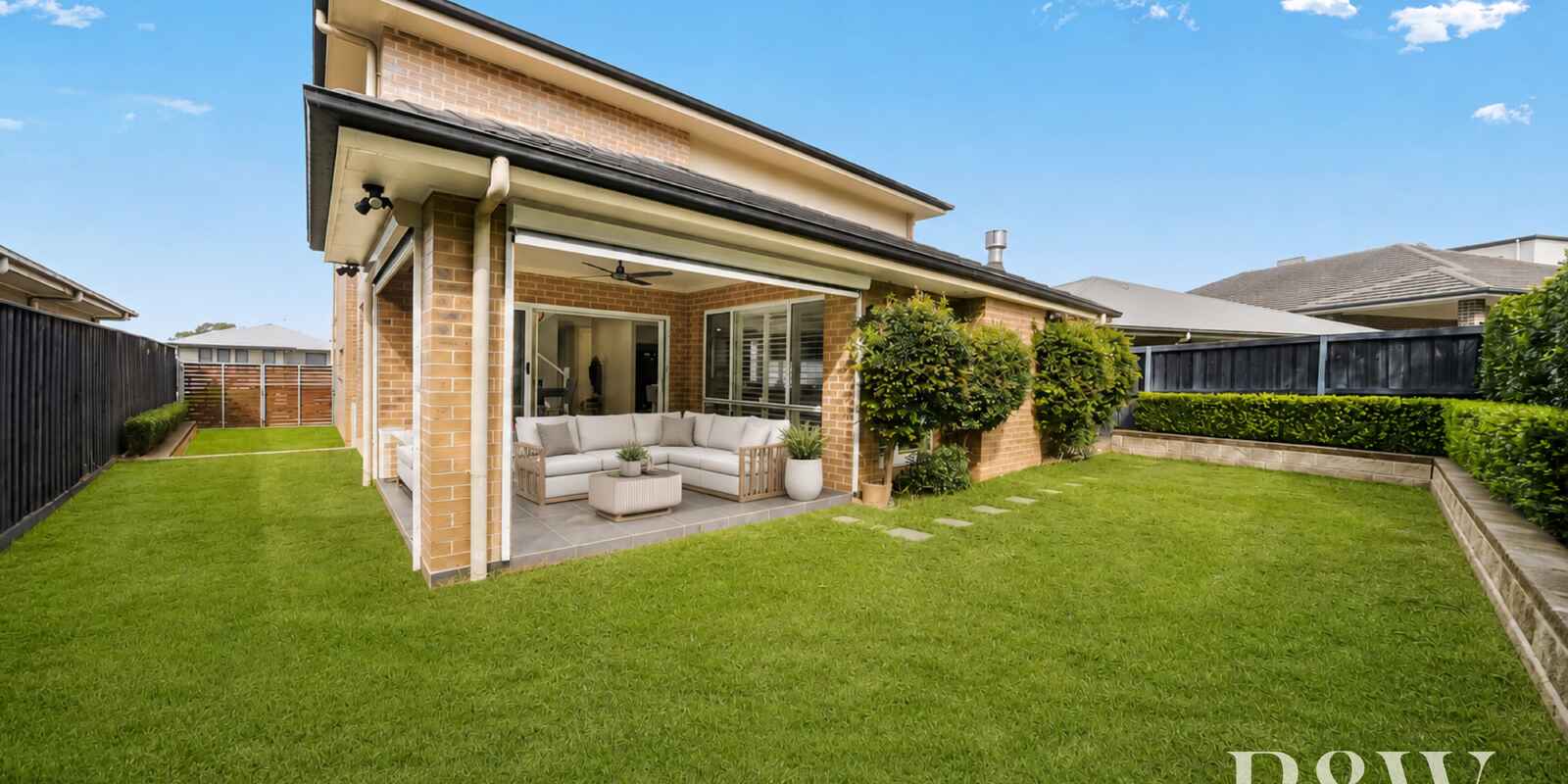 6 DROMEDARY PLACE Macquarie Links