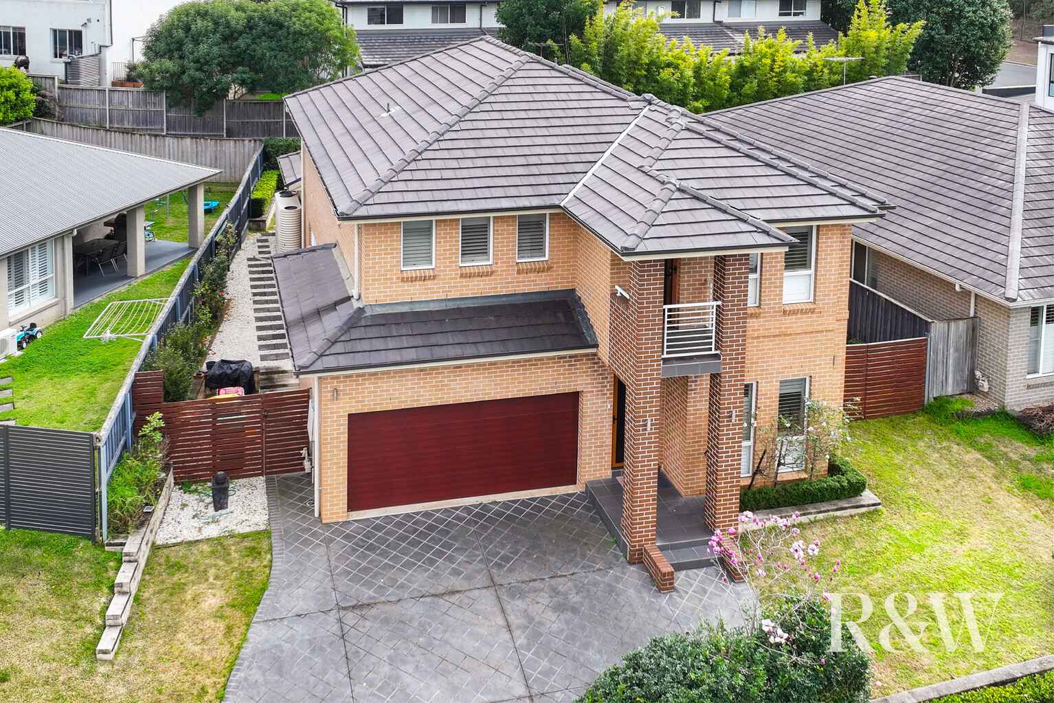 6 DROMEDARY PLACE Macquarie Links