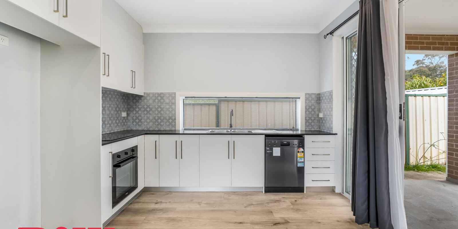 3A Leura Close Bossley Park