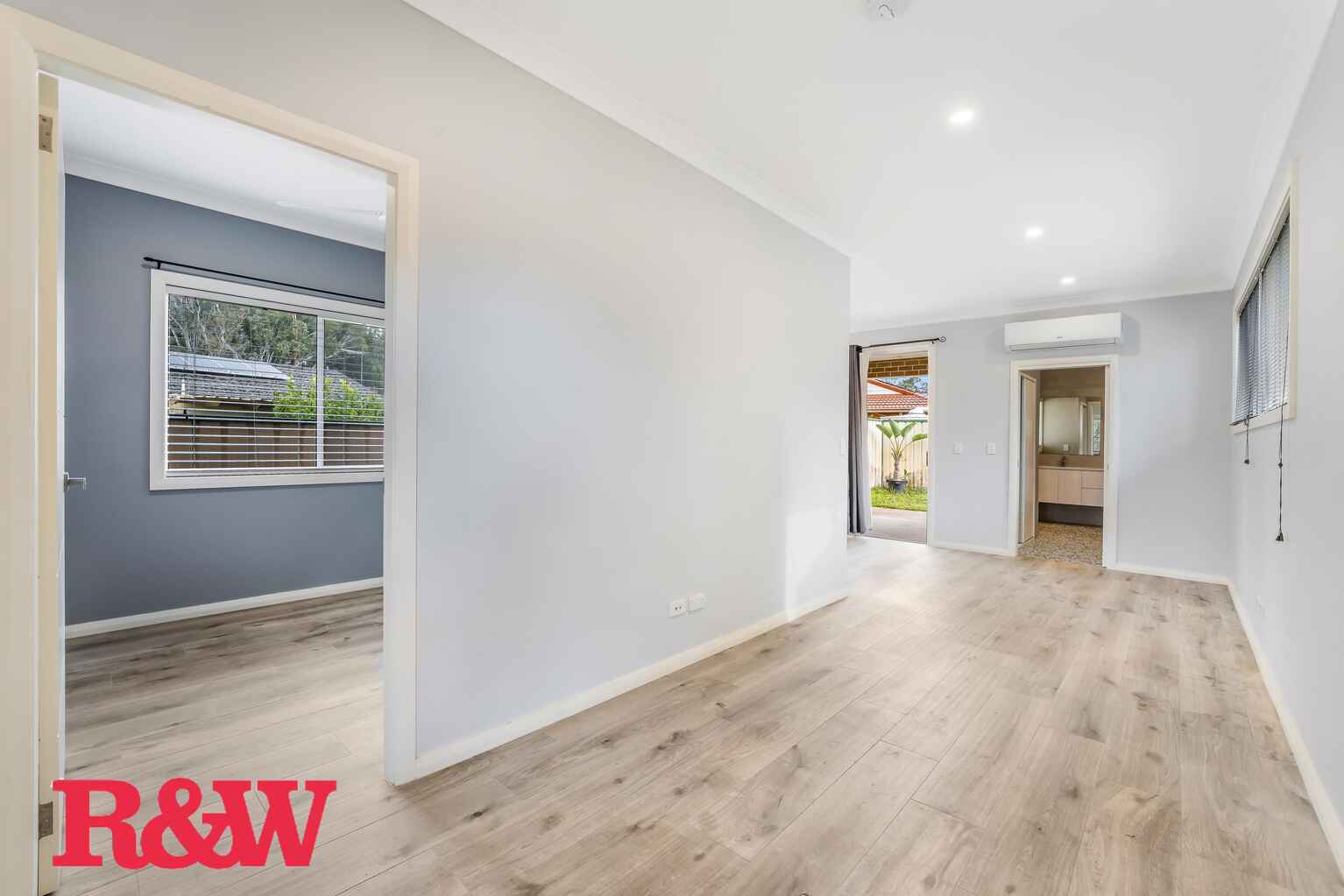 3A Leura Close Bossley Park