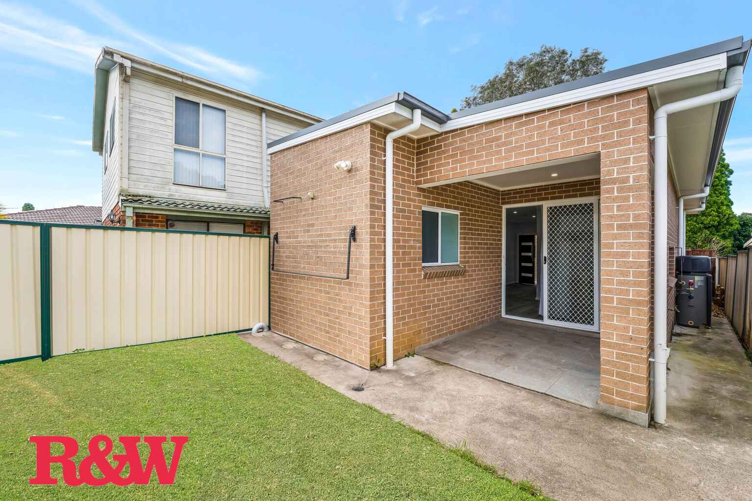 3A Leura Close Bossley Park